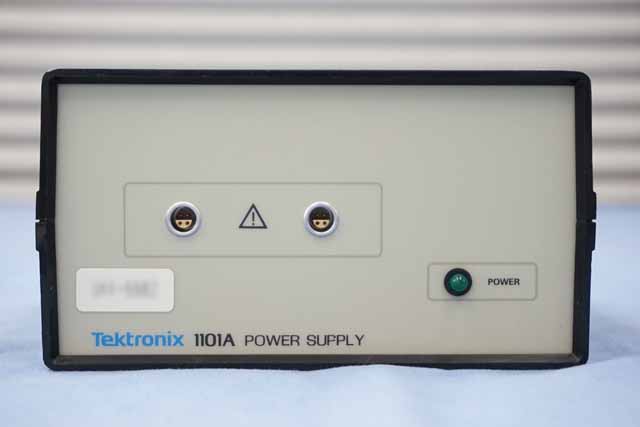 中古　テクトロニクス　プローブ用電源　1101A　(管理番号：UKK-05682)