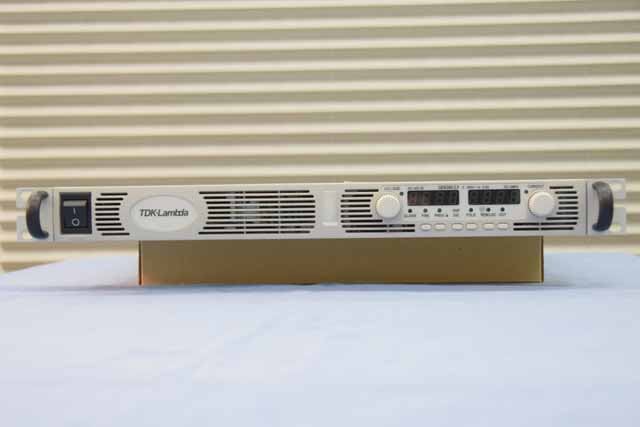 中古　TDKラムダ　直流安定化電源　GEN300-2.5-D　(管理番号：UKK-10785)