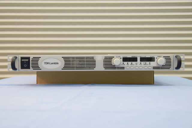 中古　TDKラムダ　直流安定化電源　GEN300-2.5-D　(管理番号：UKK-10787)