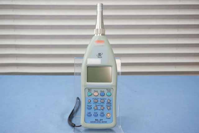 中古　リオン　普通騒音計　NL-21　(管理番号：UKK-11421)
