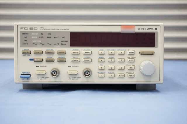 【値下げしました】中古　横河電機　ファンクションジェネレータ　FG120(706012)　(管理番号：UKK-11871)