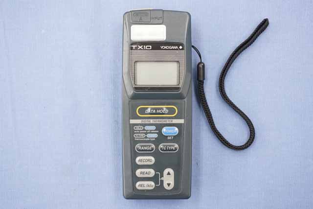 中古　横河計測　デジタル温度計　TX10-02 　(管理番号：UKK-12202)