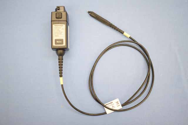 中古　テクトロニクス　アクティブプローブ　TAP2500　(管理番号：UKK-12263)