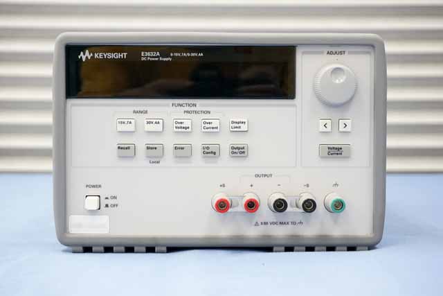 中古　キーサイト　直流安定化電源　E3632A　 (管理番号：UKK-12415)
