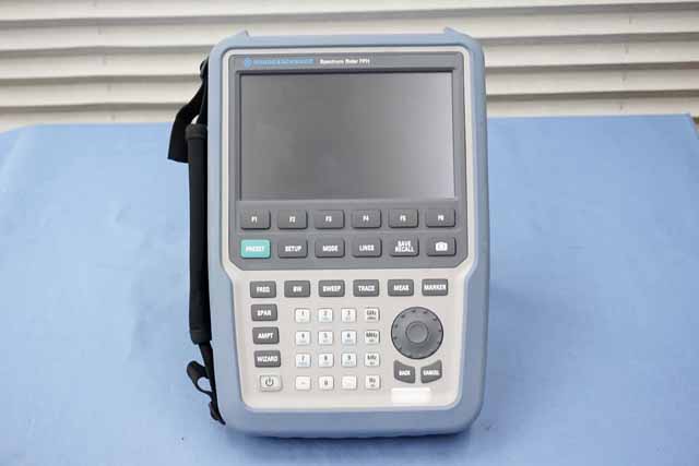 中古　ローデ・シュワルツ　スペクトラムアナライザ　FPH/02　(管理番号：UKK-12747)