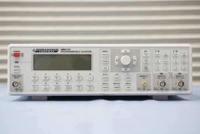 中古　ローデ・シュワルツ　周波数カウンタ　HM8123　(管理番号：UKK-12937)