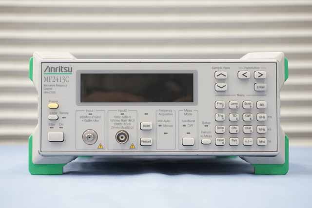 中古　アンリツ　周波数カウンタ　MF2413C　(管理番号：UKK-13025)