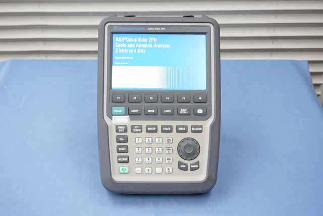 中古　ローデ・シュワルツ　ケーブル＆アンテナ・アナライザ　ZPH/02　(管理番号：UKK-13033)
