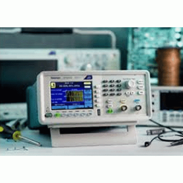 Tektronix 任意波形/ファンクション・ジェネレータ 60MHz 2ch