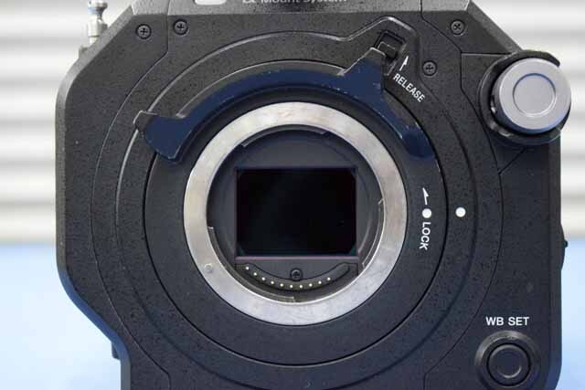 中古 SONY XDCAMメモリーカムコーダー PXW-FS7M2/XDCA-FS7 (管理
