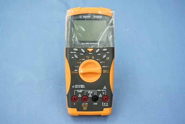 【未使用】中古　アジレント　デジタルマルチメータ　U1252B　(管理番号：R900Z-U1252B)