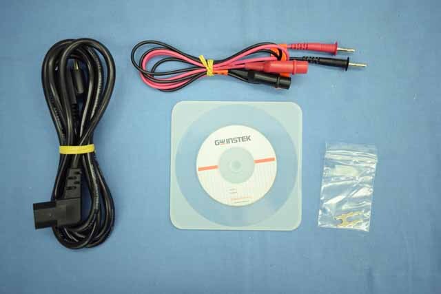 中古 インステック 直流安定化電源 GPS-3030DD (管理番号：UKK-11715 