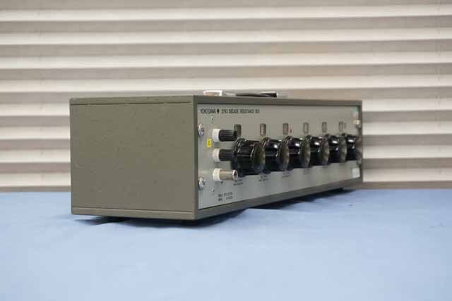 中古 横河計測 6ダイヤル可変抵抗器 2793-01 (管理番号：UKK