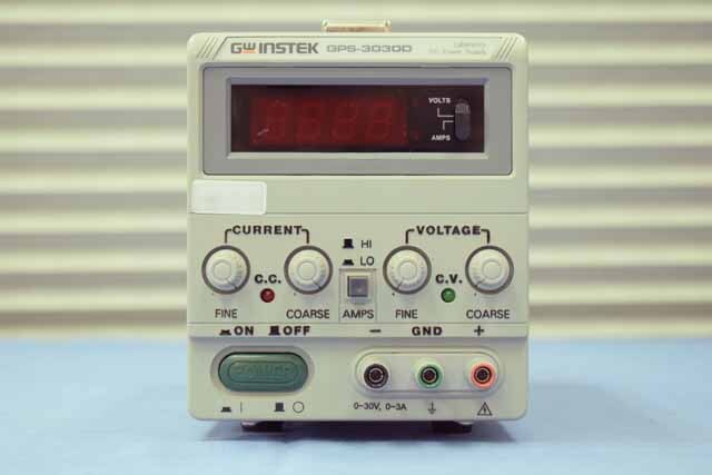 中古　インステック　直流安定化電源　GPS-3030D　(管理番号：UKK-12118)