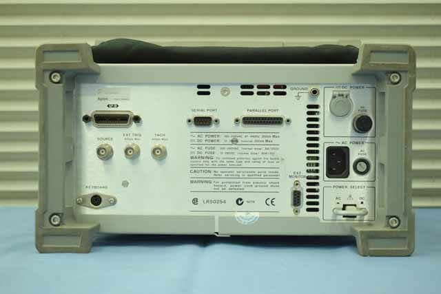 中古 アジレント ダイナミックシグナルアナライザ 35670A (管理番号