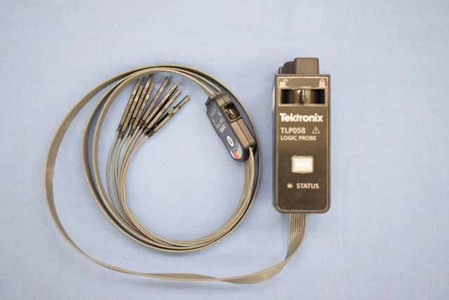 中古　テクトロニクス　Flex Channel ロジックプローブ　TLP058　(管理番号：UKK-12259)