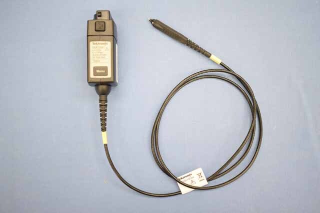中古　テクトロニクス　アクティブプローブ　TAP2500　(管理番号：UKK-12263)