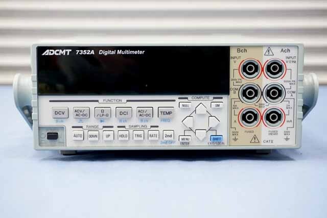 中古　エーディーシー　デジタルマルチメータ　7352A　(管理番号：UKK-12350)