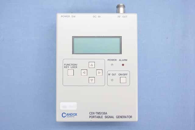 中古　キャンドックシステムズ　ポータブル信号発生器　CDX-TMS138A　(管理番号：UKK-12417)