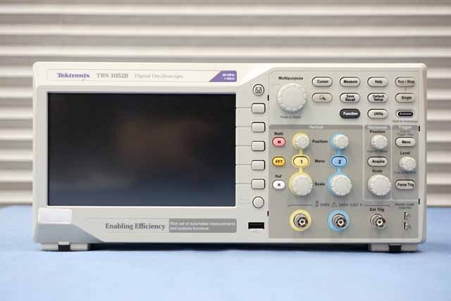 中古　テクトロニクス　デジタルオシロスコープ　TBS1052B　(管理番号：UKK-12519)