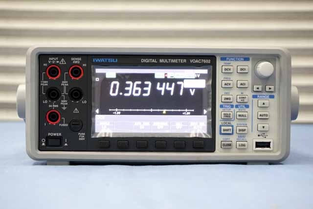 中古　岩崎通信機　デジタルマルチメータ　VOAC7602　(管理番号：UKK-12744)