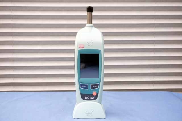 中古　リオン　ハンディ・パーティクルカウンタ　KC-52　(管理番号：UKK-12935)