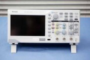 中古　テクトロニクス　デジタルオシロスコープ　TBS1072C　(管理番号：UKK-12558)