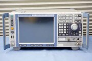 中古　ローデ・シュワルツ　スペクトラムアナライザ　FSV4　(管理番号：UKK-12717)