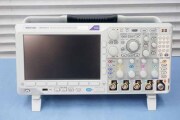 中古　テクトロニクス　デジタルオシロスコープ　MDO3024　(管理番号：UKK-12746)
