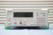 中古　アンリツ　周波数カウンタ　MF2413C　(管理番号：UKK-13025)