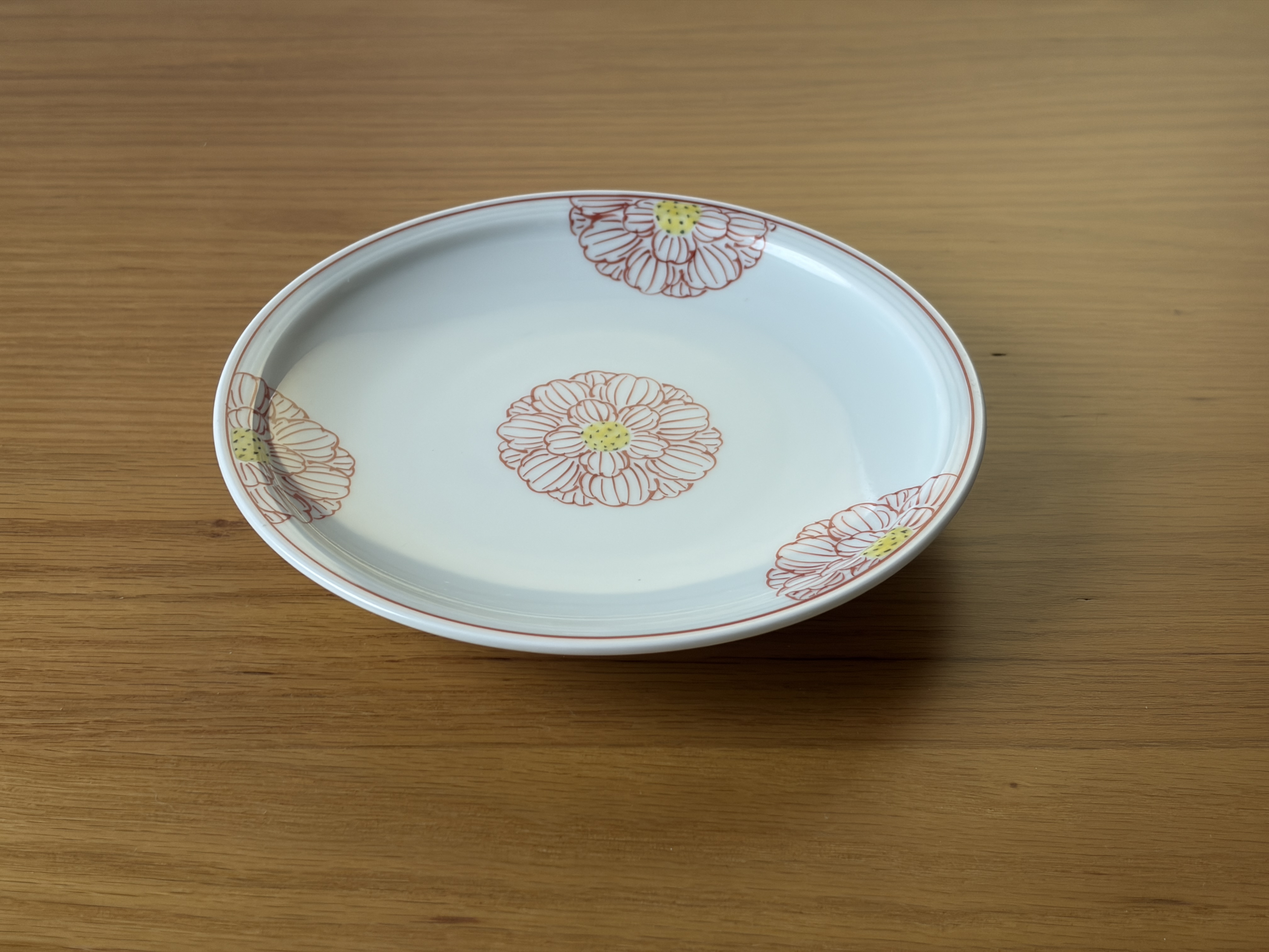 訳あり商品30%off 錦牡丹円渕皿（径18.6センチ）