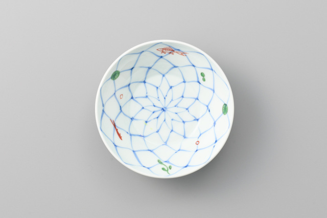 染錦網目魚紋4.5寸取鉢