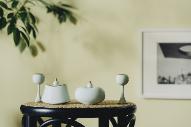 【新品】有田焼アートヒルズ窯　パール雛人形　陶磁器　置物 新品】有田焼アートヒルズ窯 パール雛人形 陶磁器 置物 - メルカリ