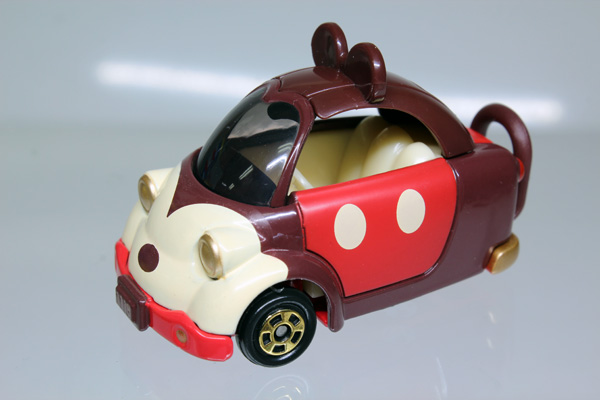 ディズニートミカ