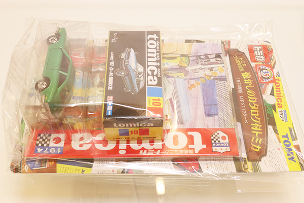 復刻トミカ