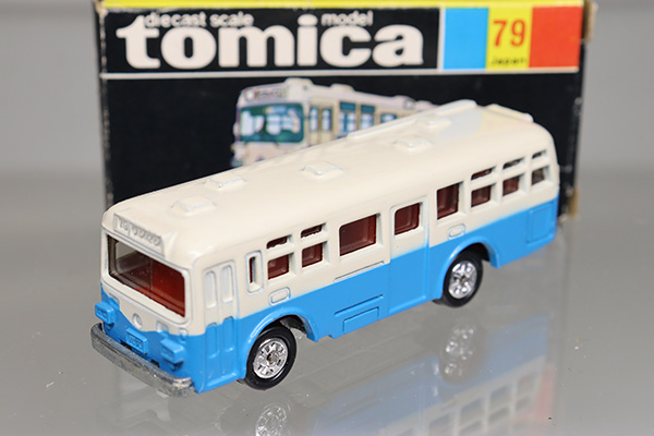 ミニカーショップ ケンボックス トミカ 黒箱☆79☆三菱ふそう