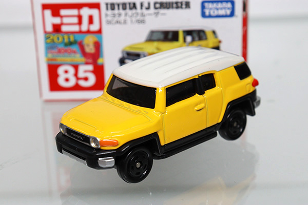 トミカ　赤箱