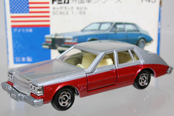 ミニカーショップ ケンボックス トミカ 青箱☆F45☆キャデラックセビル