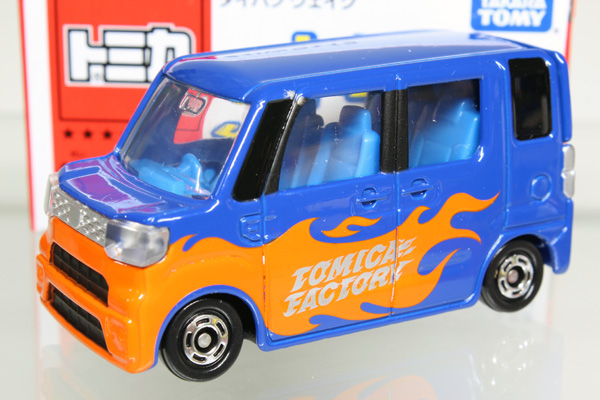 トミカ　組み立て工場