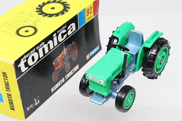 (3552)トミカ 黒箱 日本製 クボタ トラクター 3552)トミカ 黒箱 日本製 クボタ トラクター - メルカリ