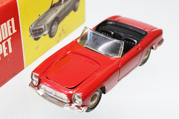 モデルペット