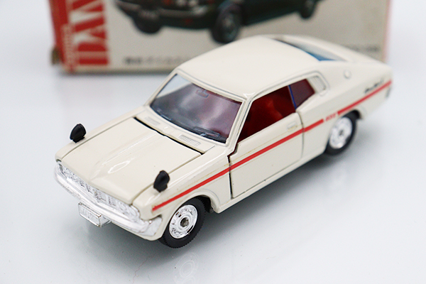 トミカダンディ No.011 コロナマークⅡハードトップ2000GSS ゴールド 163815866.jpg?cmsp_timestamp=
