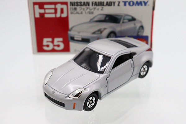 トミカ　赤箱