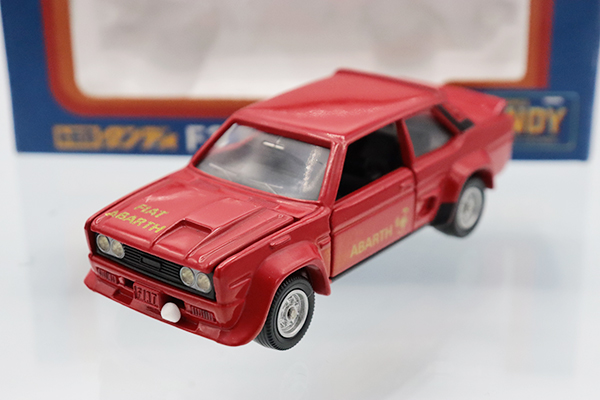 マッチボックス ミニカー フィアット アバルト 131 ラリー 箱付 マッチボックス ミニカー フィアット アバルト 131 ラリー 箱付