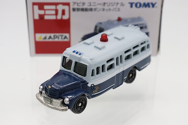 トミカ　アピタ・ユニー・ピアゴ