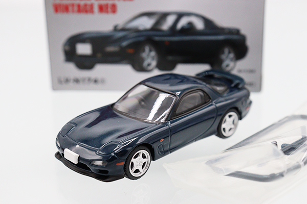 トミカ　TLV　ネオ