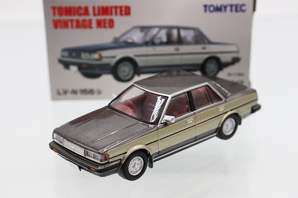 トミカ　TLV　ネオ