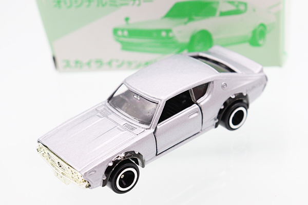 DISM 日産 スカイライン ケンメリ 2000 GTX-E-S ミニカー DISM ケンメリ スカイライン GC111 2000 GTX-E-S ミニカー