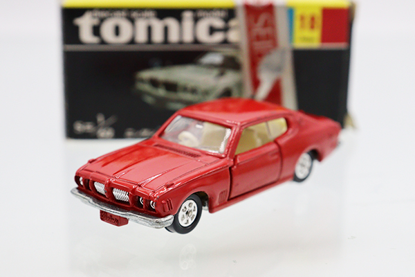 トミカ黒箱NO18ニッサン ブルーバードU 2000GT-X ミニカーショップ ケンボックス トミカ 黒箱☆18☆日産ブルー