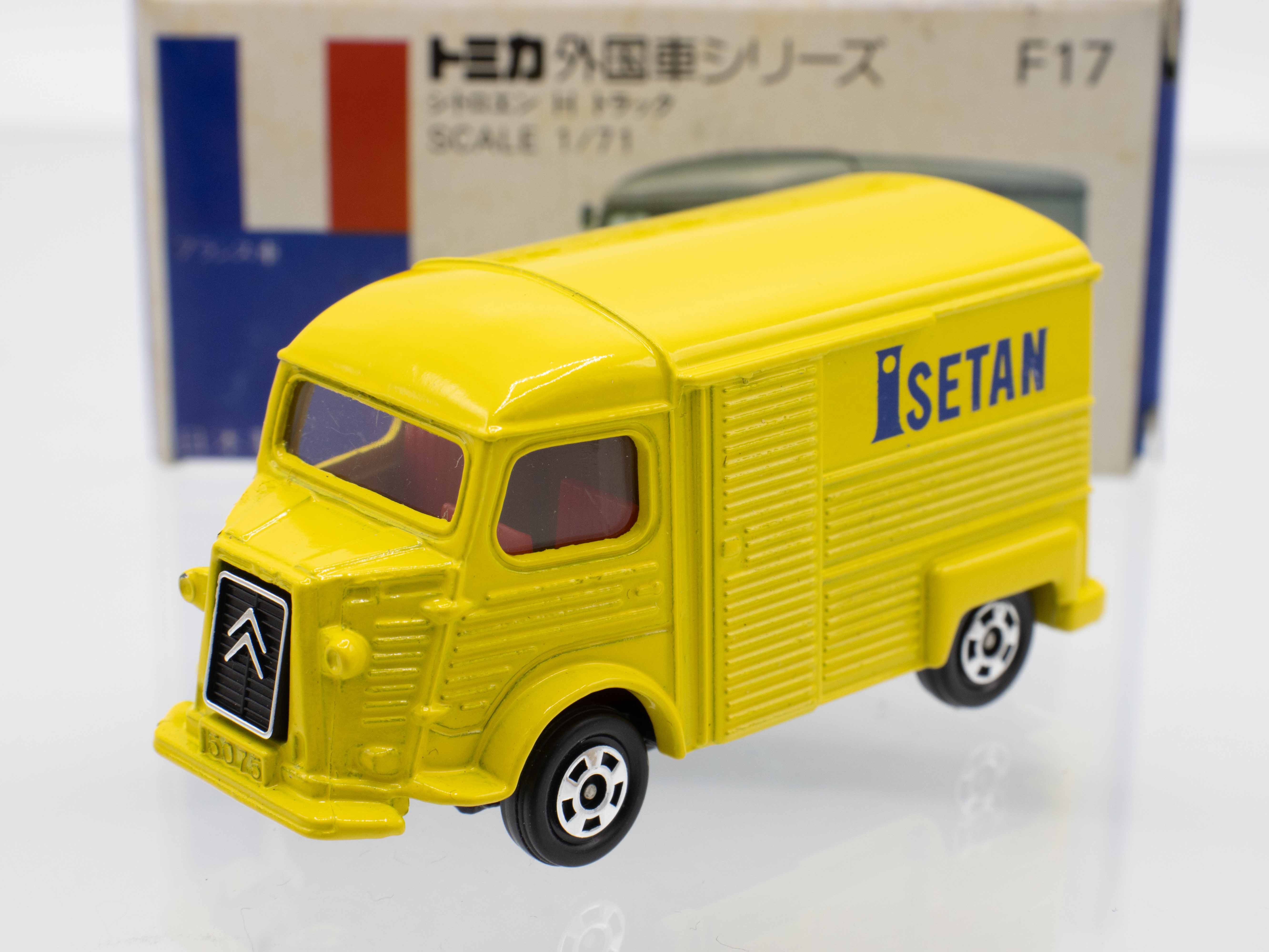 トミカ 外国車シリーズ F17 シトロエンHトラック 青箱 Yahoo!オークション -「トミカ青箱f17シトロエンhトラック」の